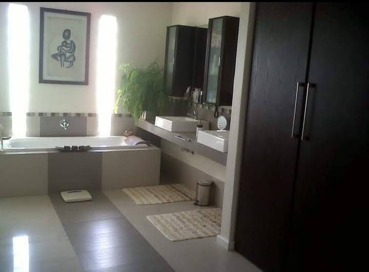 4 Bedroom Property for Sale in Saldanha Heights Western Cape